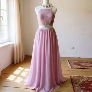 Lilac ✦ Silver Sequin Lace Gown ✦ w/ Cutout Waist Sweetheart Neckline Sz 3 NWT